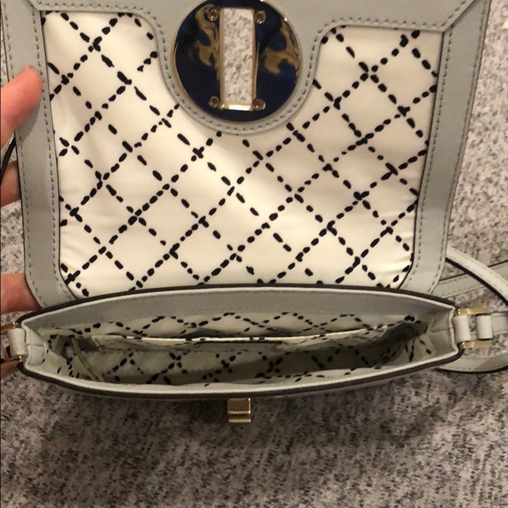 KATE SPADE: Crossbody - Picture 7 of 10